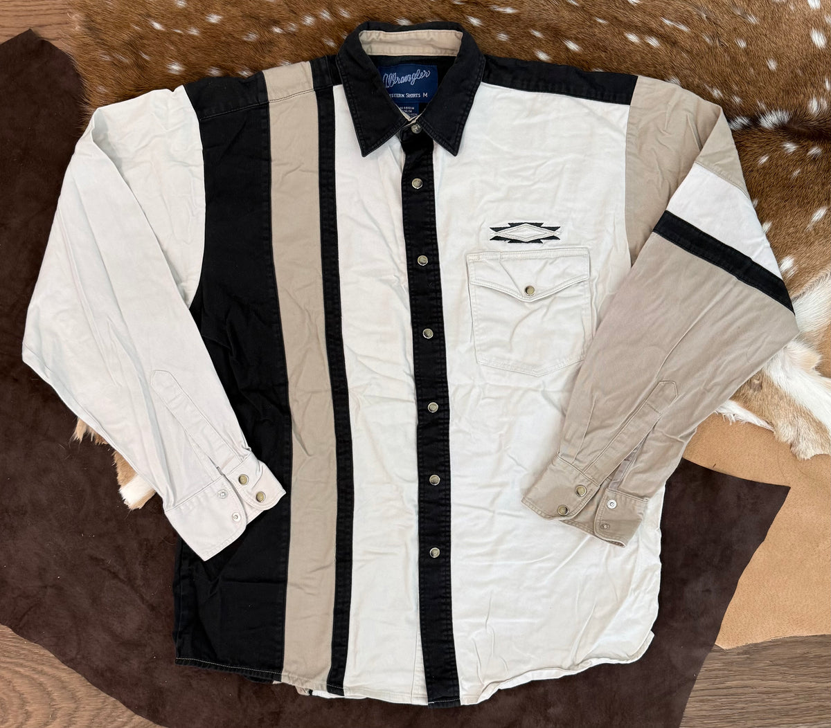Wrangler Black and Tan M