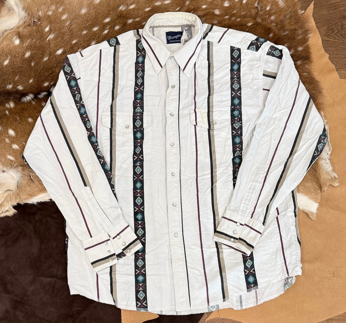 Wrangler White Aztec L/XL