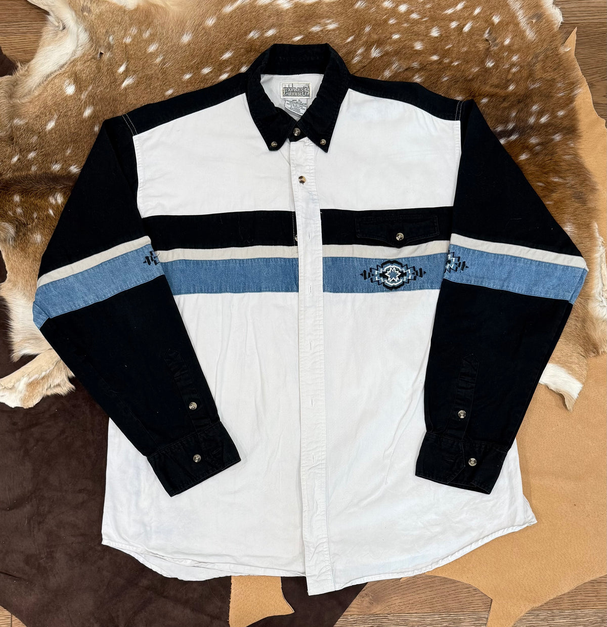 Express Rider White and Black Aztec XL