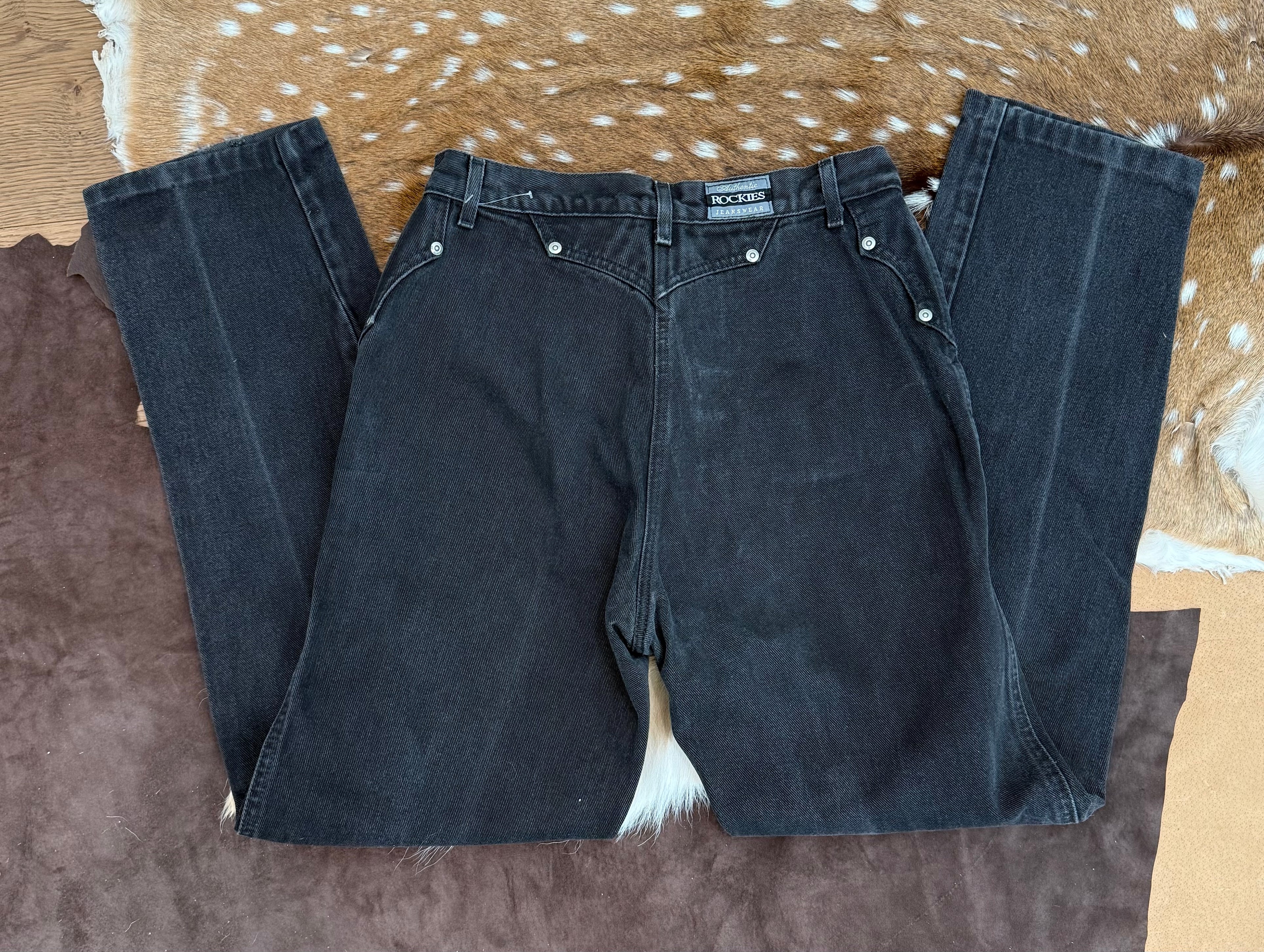 Rockies Black size 29 Waist