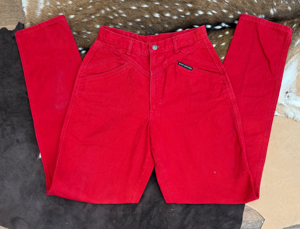 Red Rockies Size 32/13